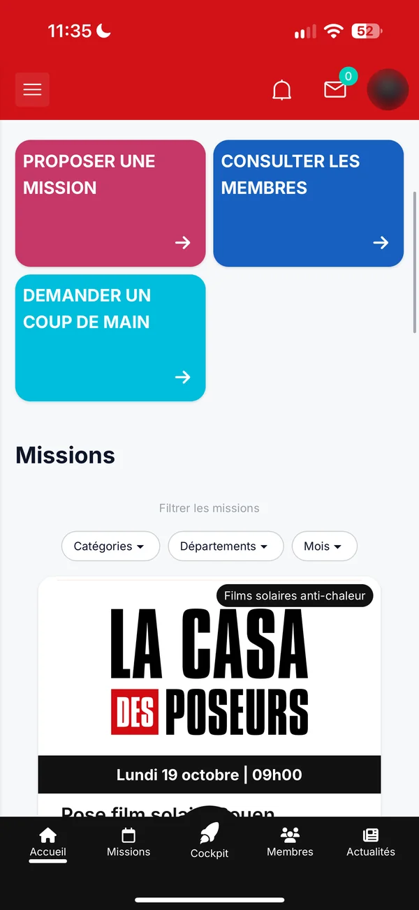 Écran d'accueil de la plateforme sur iPhone : proposer une mission, consulter les membres, liste des missions